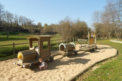 En dan een picknick bij het speeltuin-treintje net vóór Saint Géniès